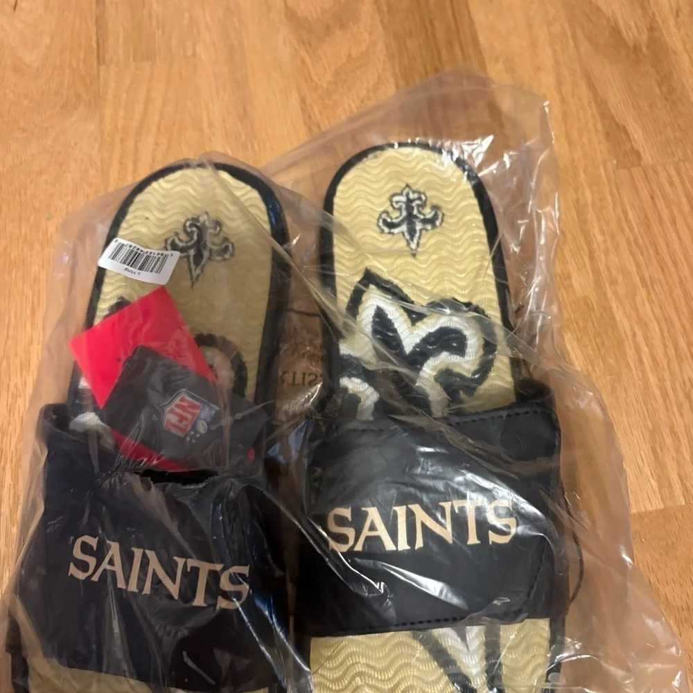 New Orleans Saints Sandals NEW Sz 11/12 Men’s NFL Football Gold Black